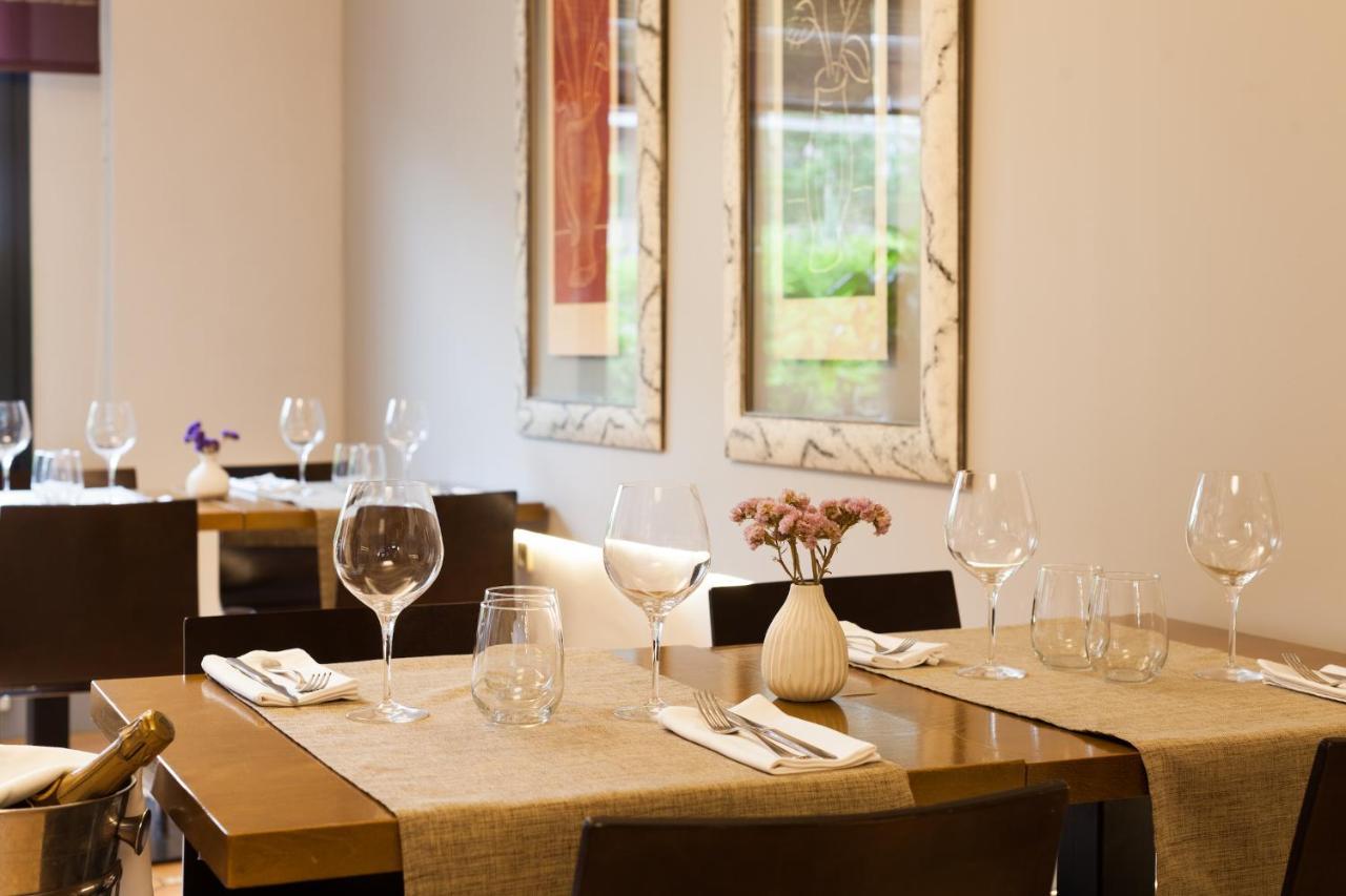 Hostal Restaurant Roma Cubells Luaran gambar